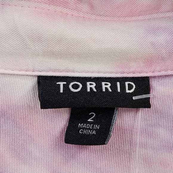 Torrid Women's Lizzie Rayon Twill Button-Up Long Sleeve Shirt - 2X - Picture 4 of 8